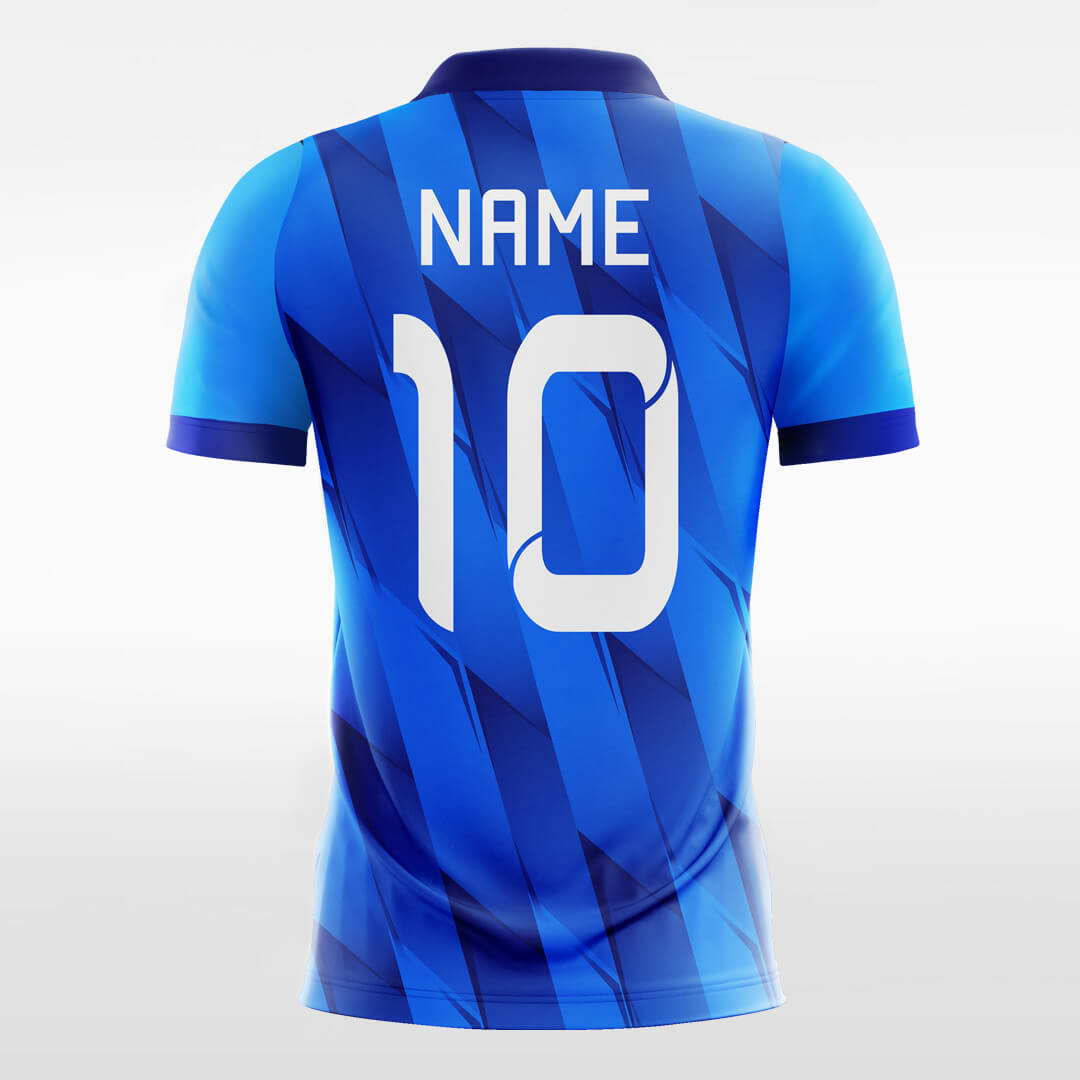 青いサッカーシャツ